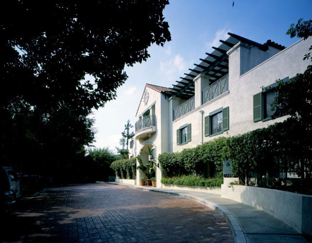 Avalon Courtyard Senior Housing