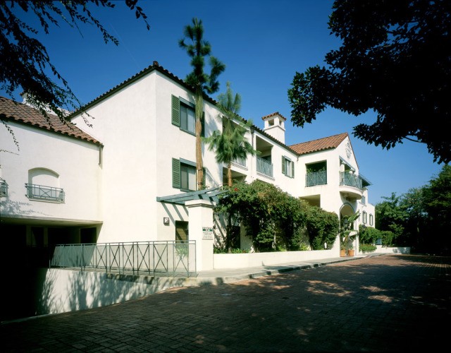 Avalon Courtyard Senior Housing