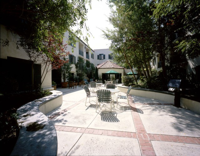 Avalon Courtyard Senior Housing