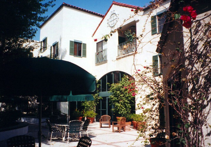 Avalon Courtyard Senior Housing