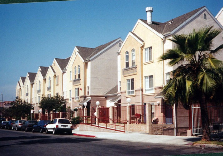 Western Carlton Apartments